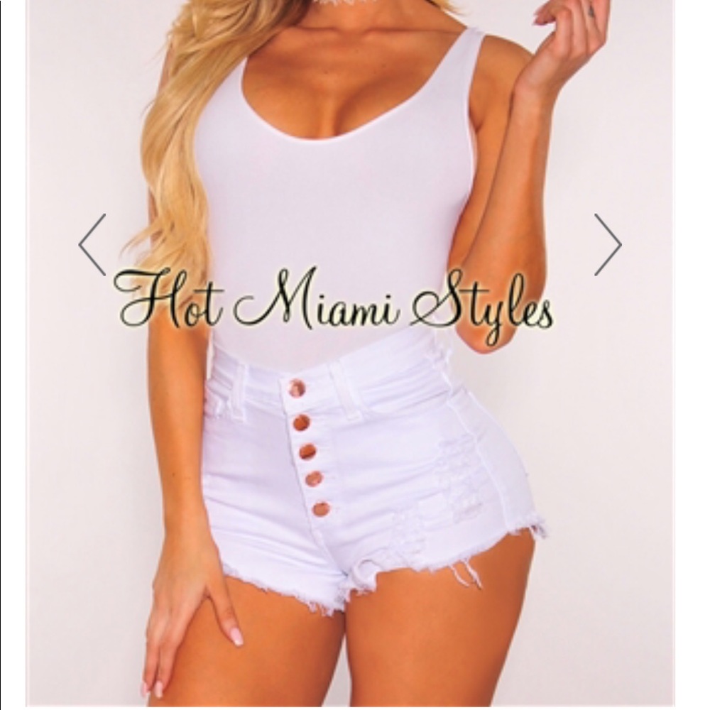 white frayed high waisted shorts